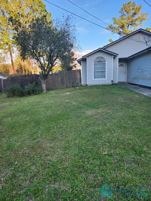 448 Vermont Avenue - Before Renovation 1